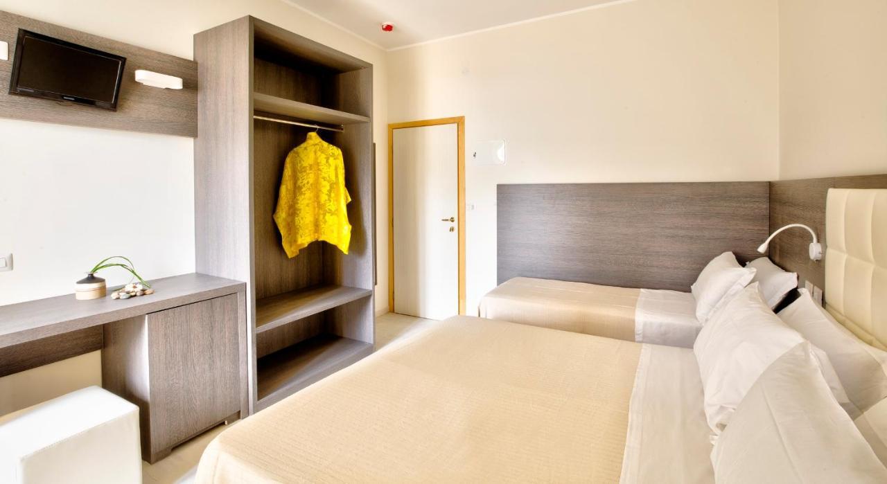 Hotel Clara Ριτσόνε Εξωτερικό φωτογραφία