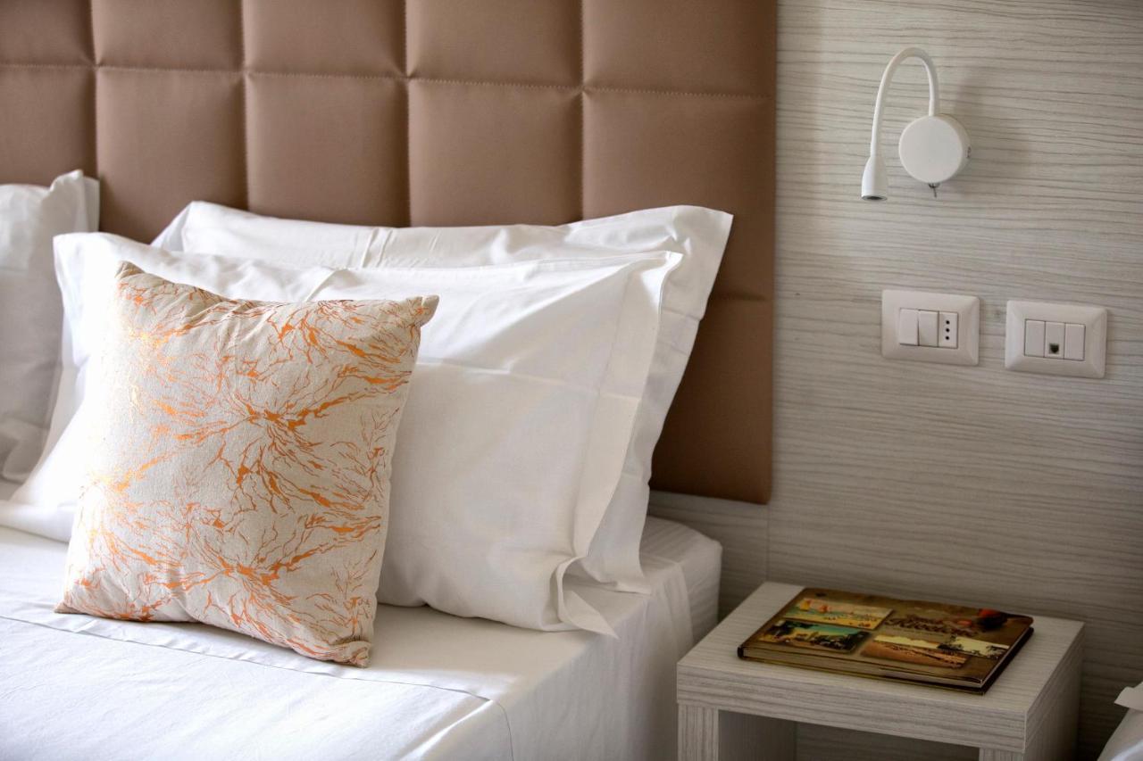 Hotel Clara Ριτσόνε Εξωτερικό φωτογραφία